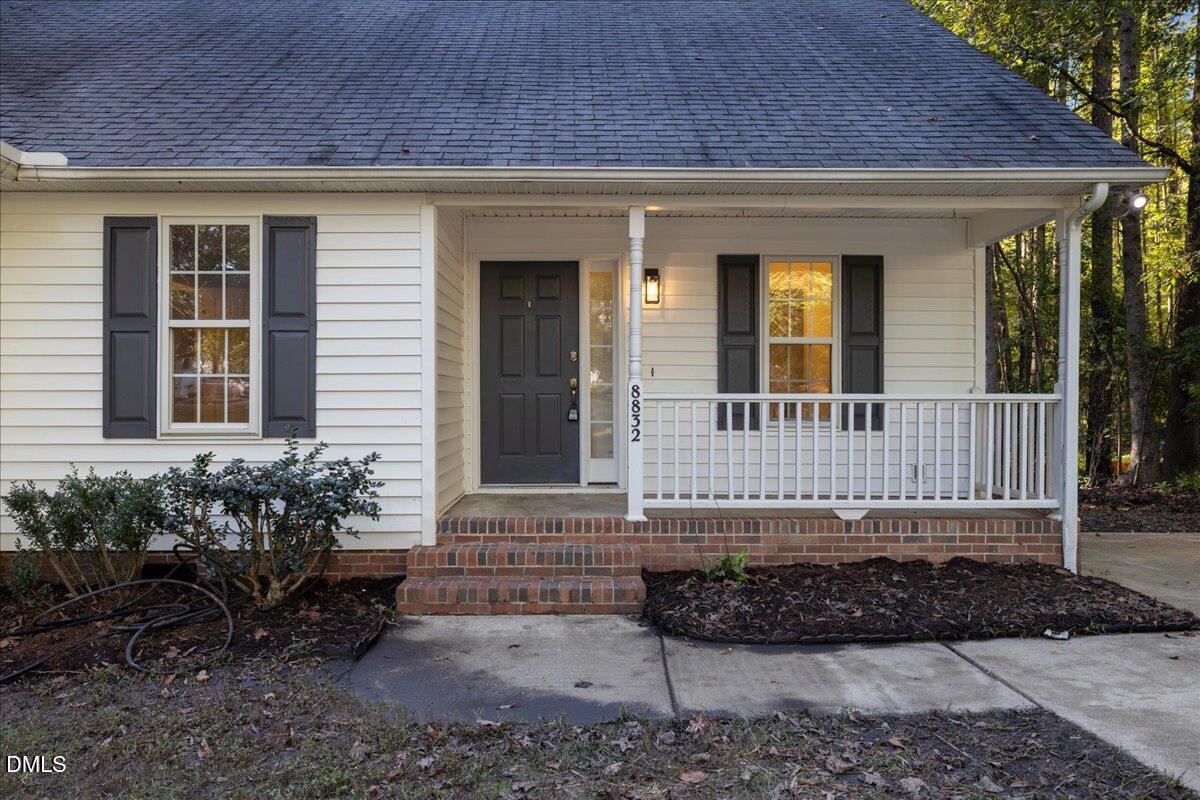 8832 Reigate Lane