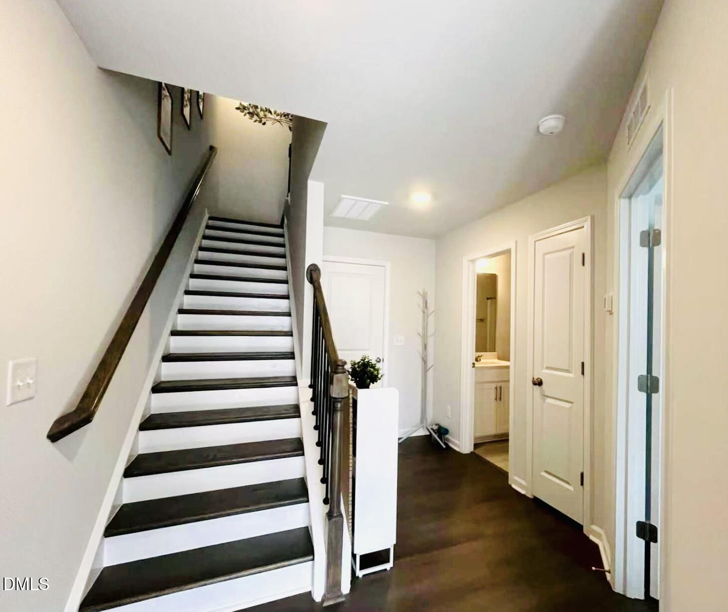 523 Deercroft Drive