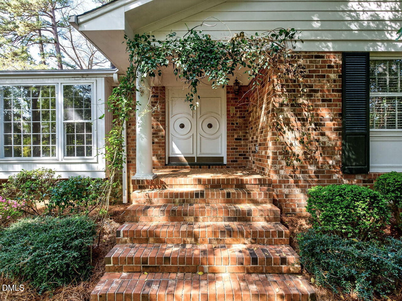 5101 Shamrock Drive