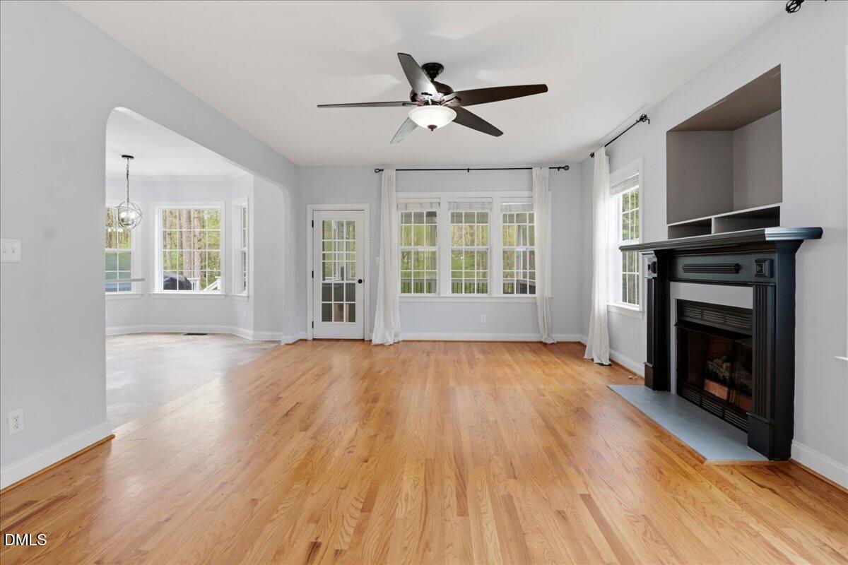 67 E Trafalgar Court