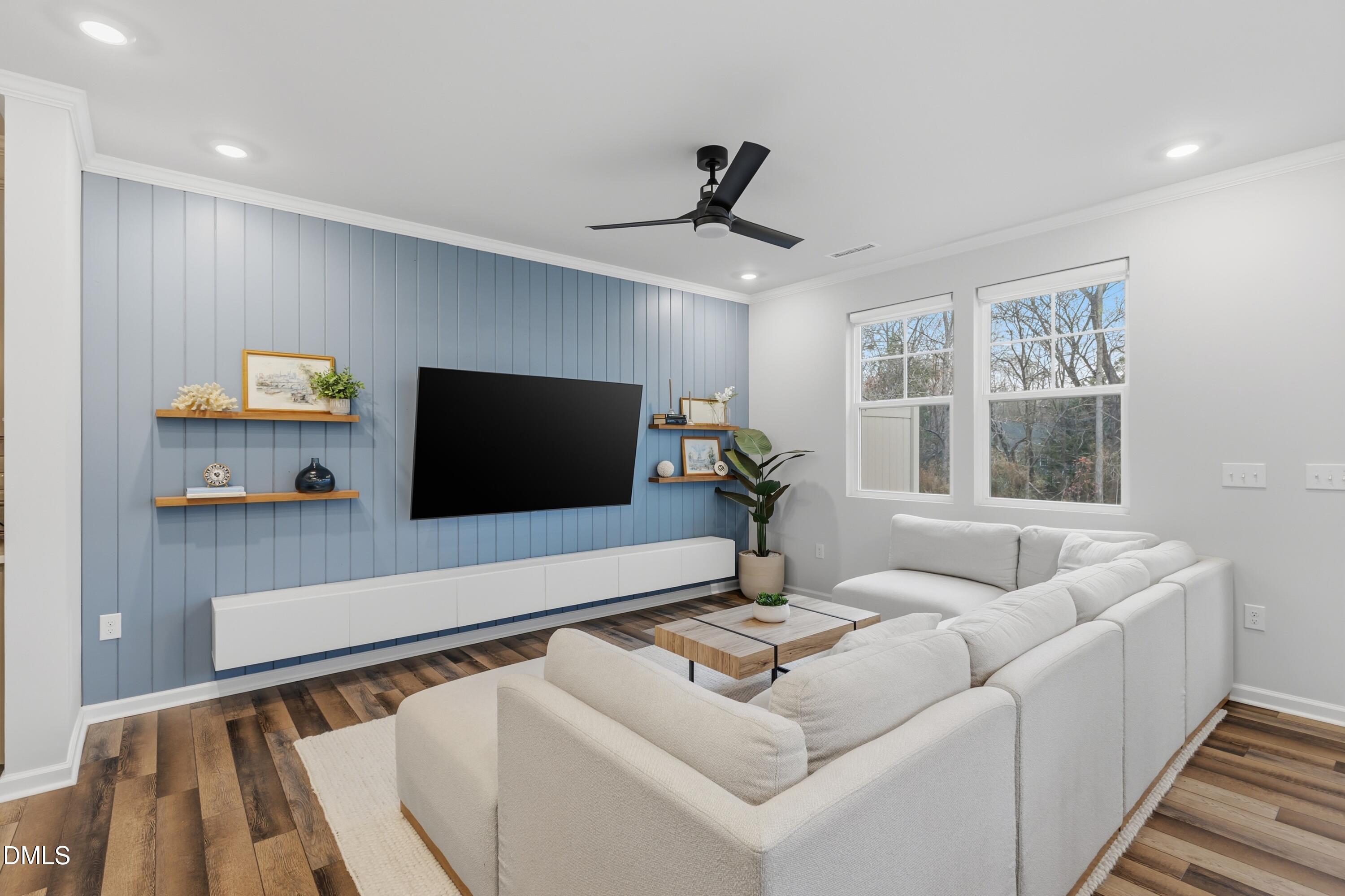 1685 Singing Bird Trail