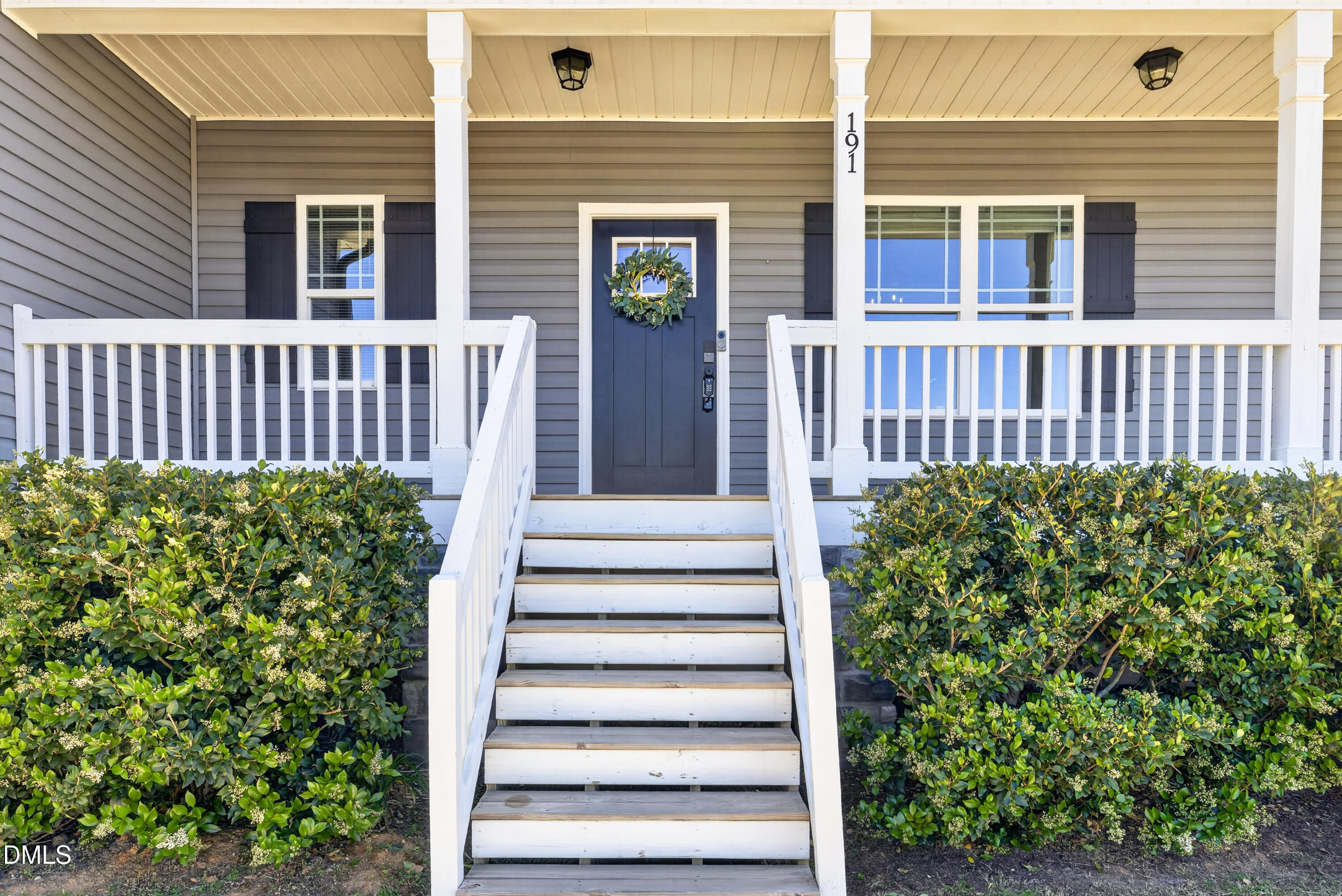 191 Stratocastor Drive