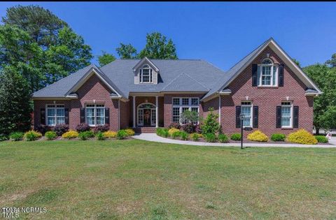 512 W Franklin Street Zebulon NC 27597