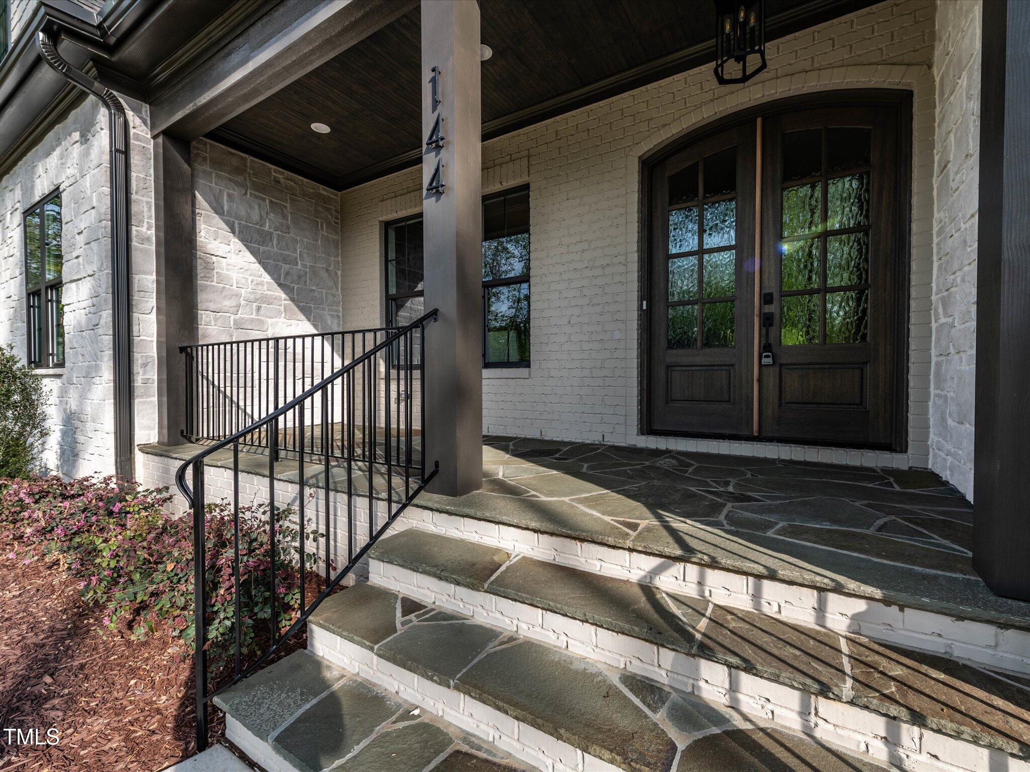 144 W Beech Slope Court