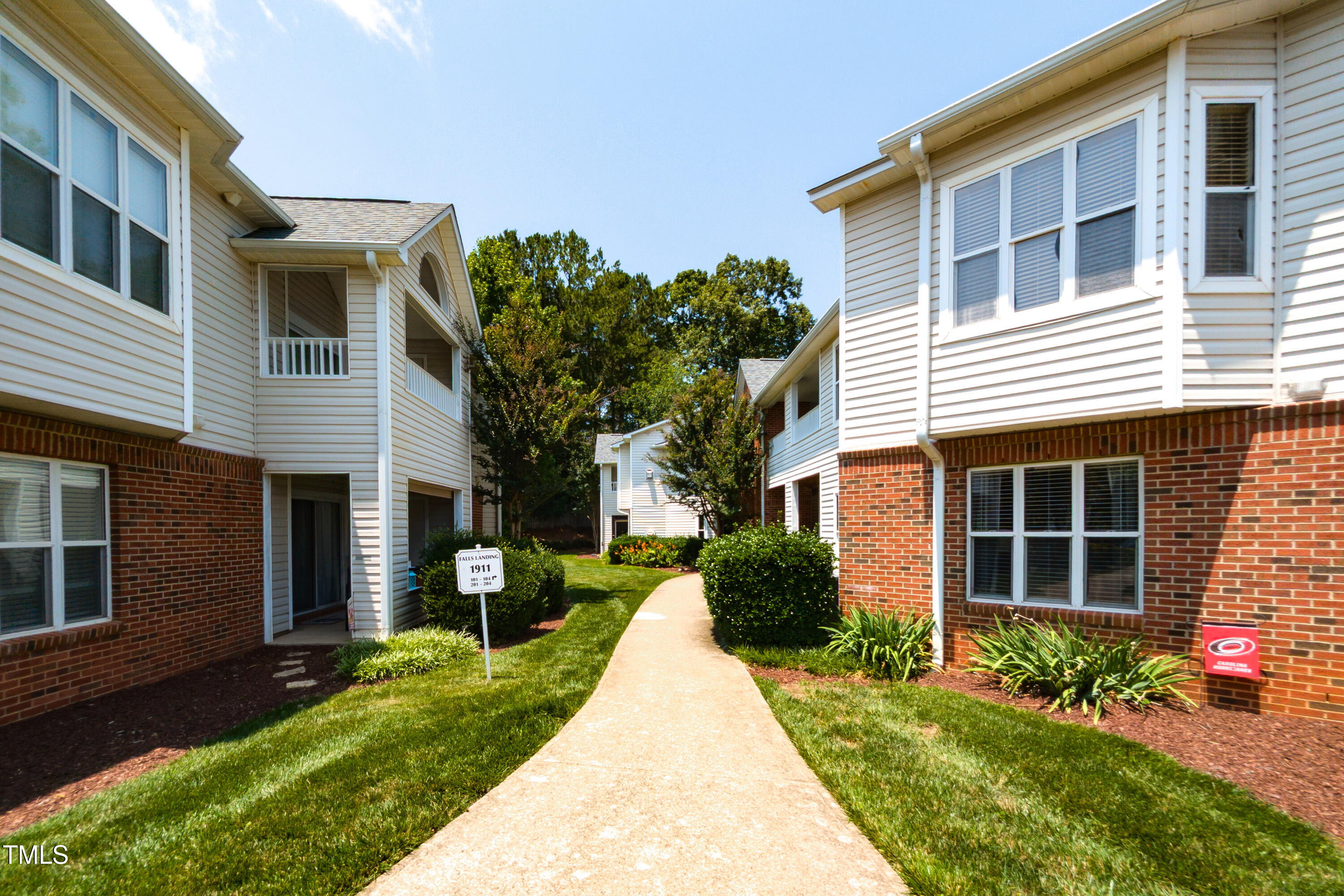 1911 Falls Landing Drive 103