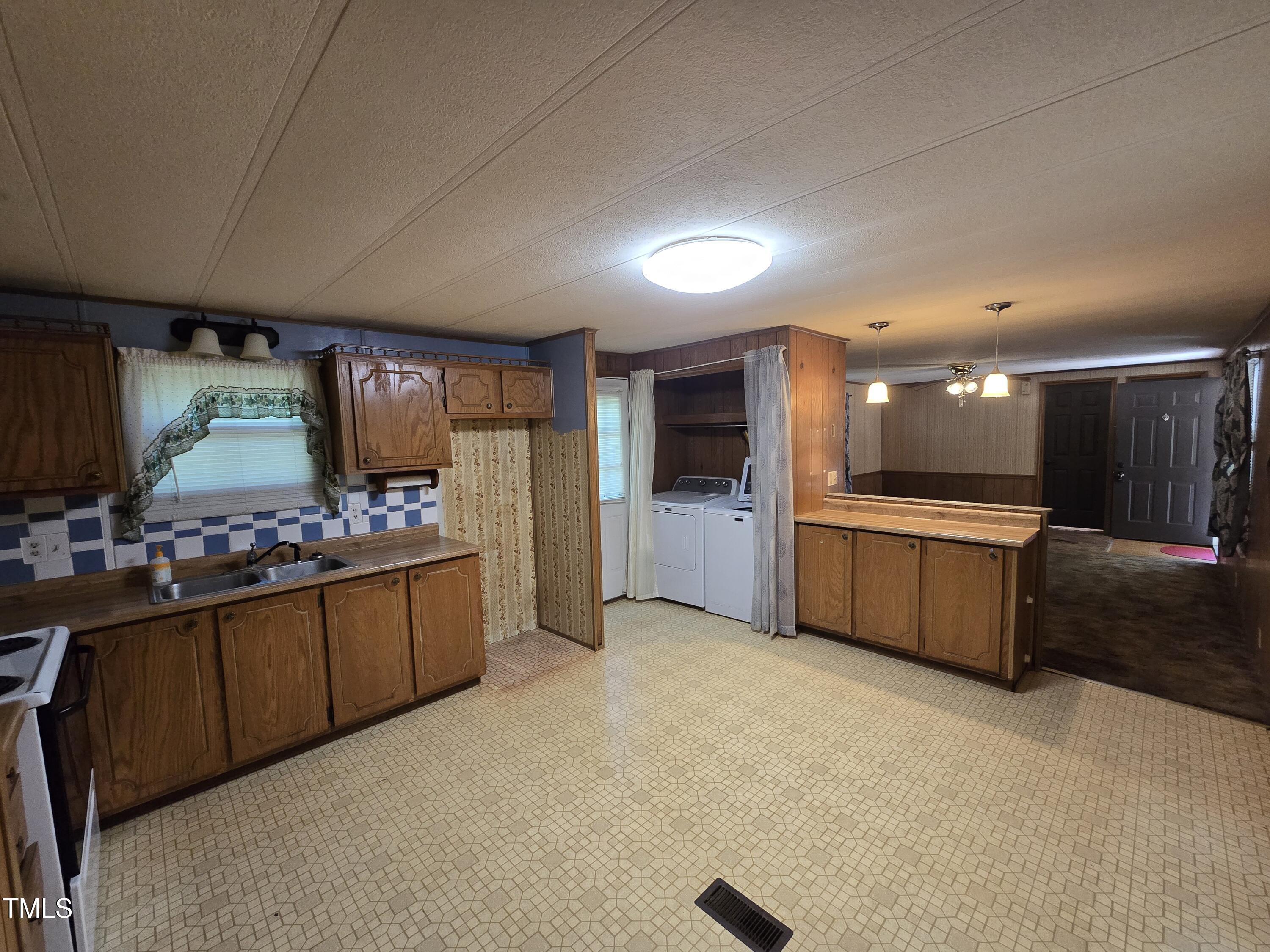 1337 Carroll Heights Road