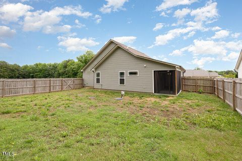 Single Family Residence in Zebulon NC 18 Cattail Lane 22.jpg