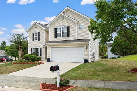 1048 Stormy Lane Raleigh NC 27610
