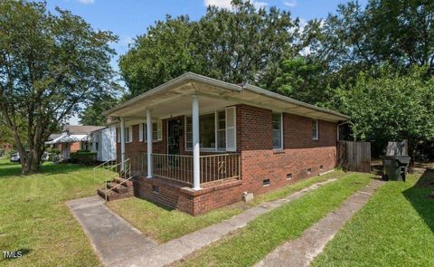 A home in Kinston