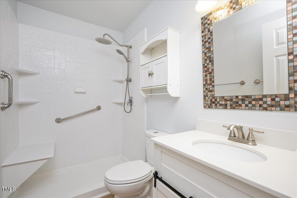 Cary, North Carolina 27511, United States, 3 Bedrooms Bedrooms, ,3 BathroomsBathrooms,Residential,Active,122311