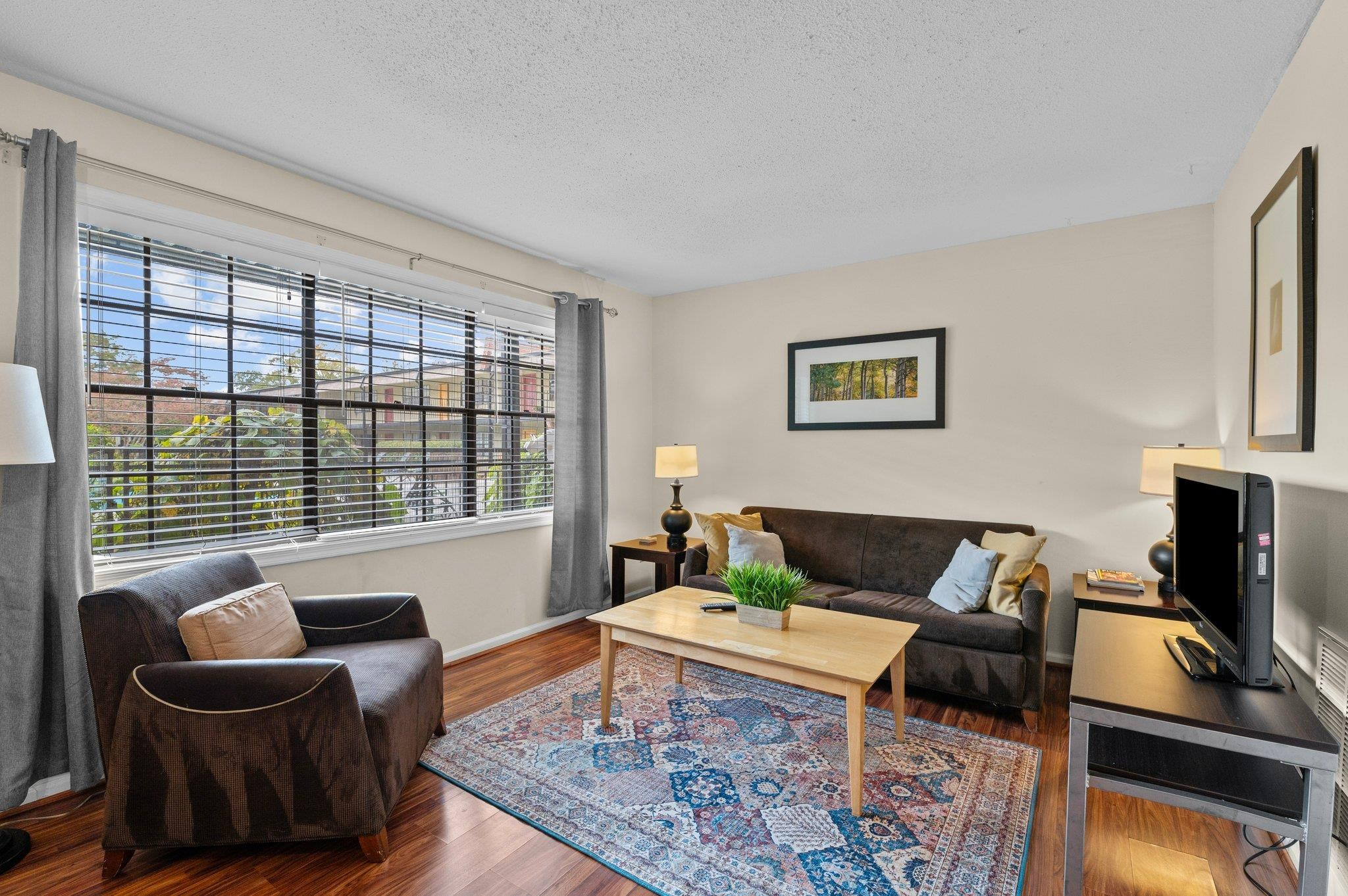 807 W Trinity Avenue 153