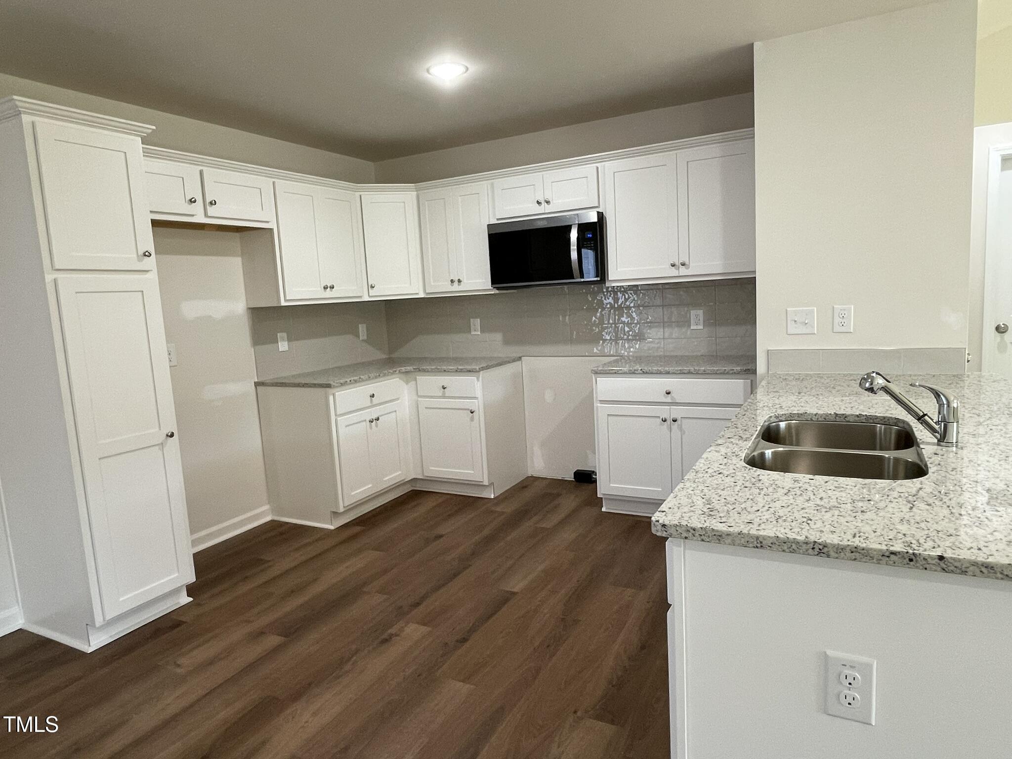 131 Tulipfield Way