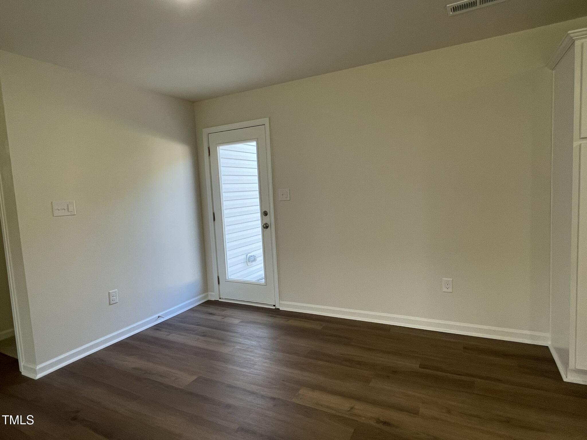 131 Tulipfield Way