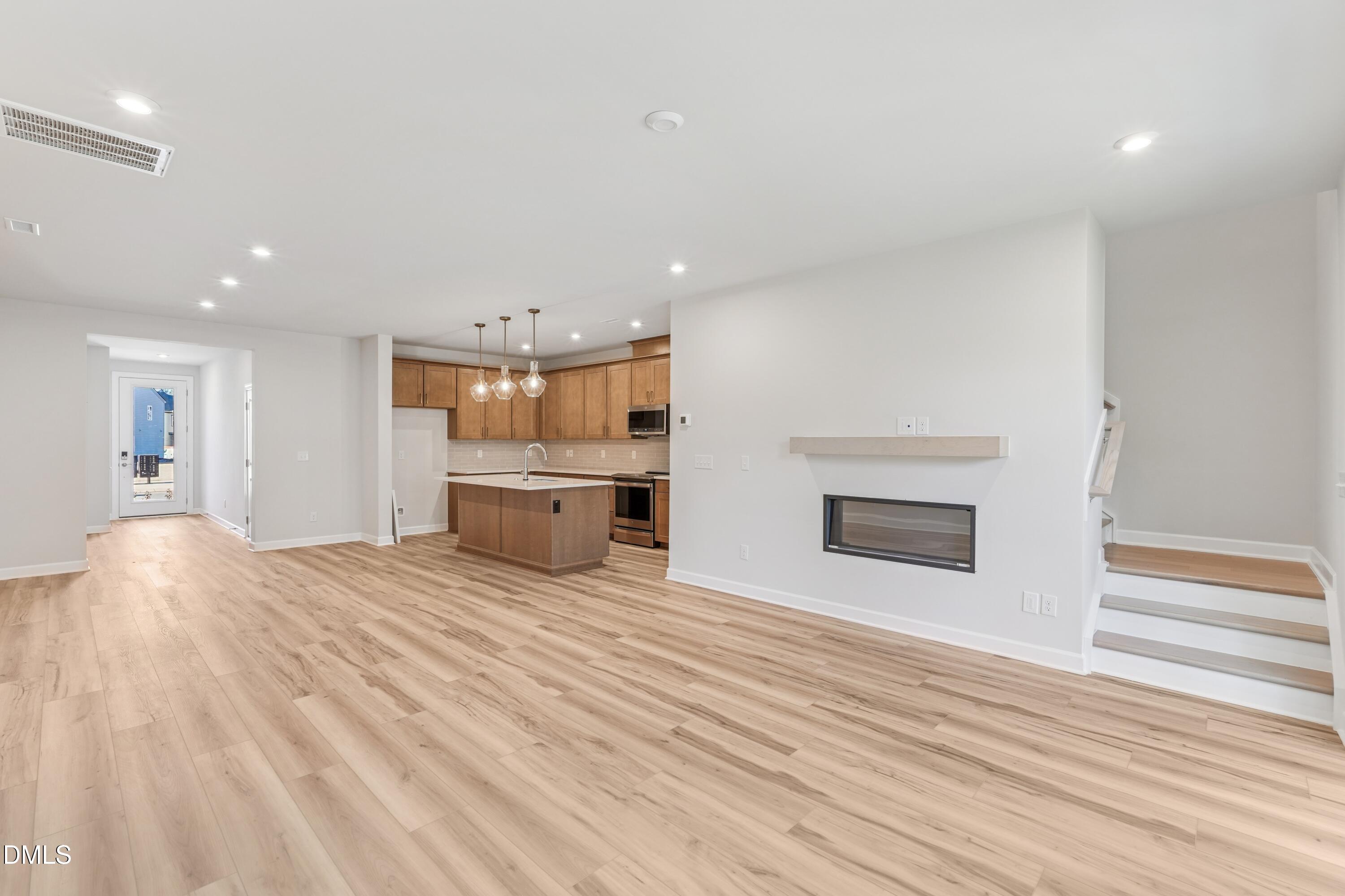 211 Oak Summit Place 211