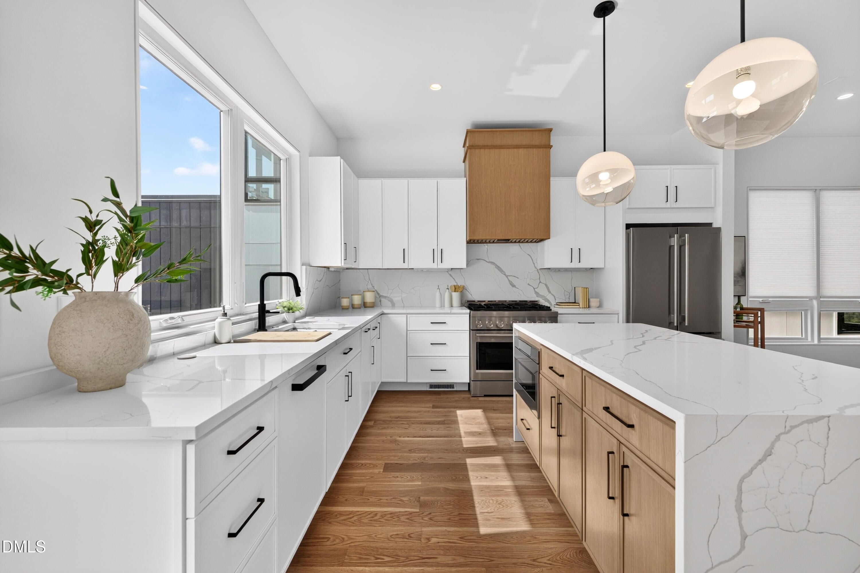 301.5 Bickett Boulevard