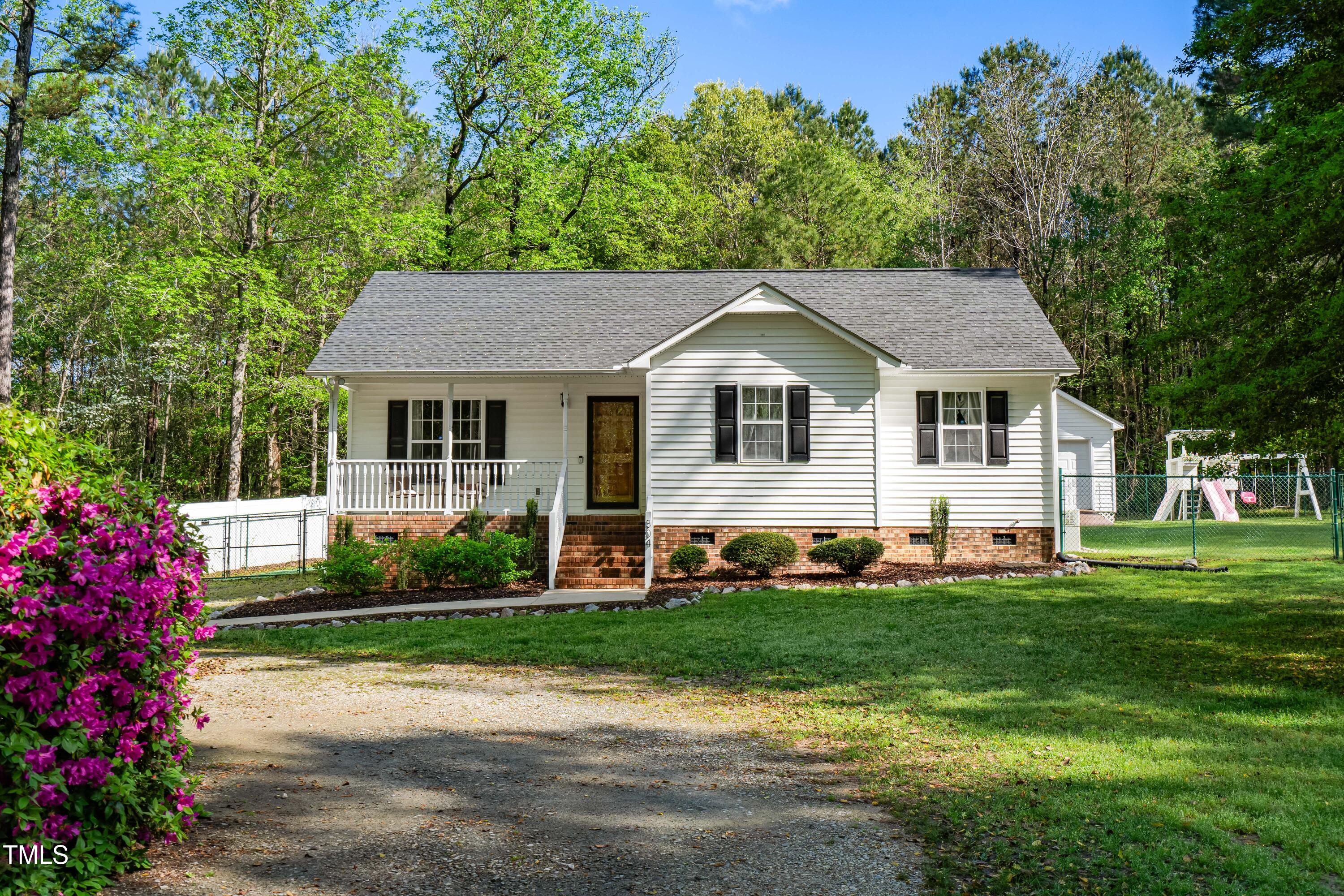 304 Westgate Circle