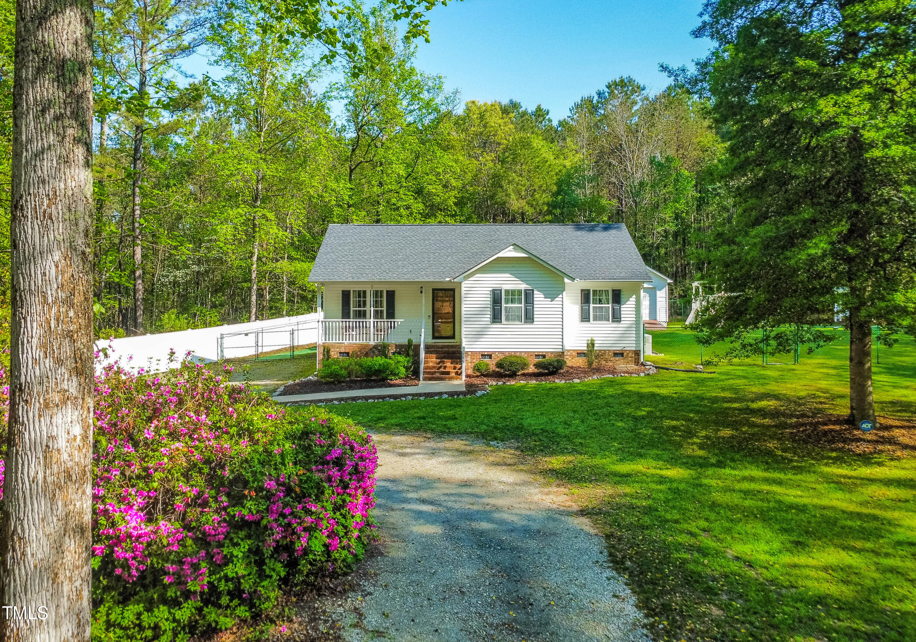 304 Westgate Circle