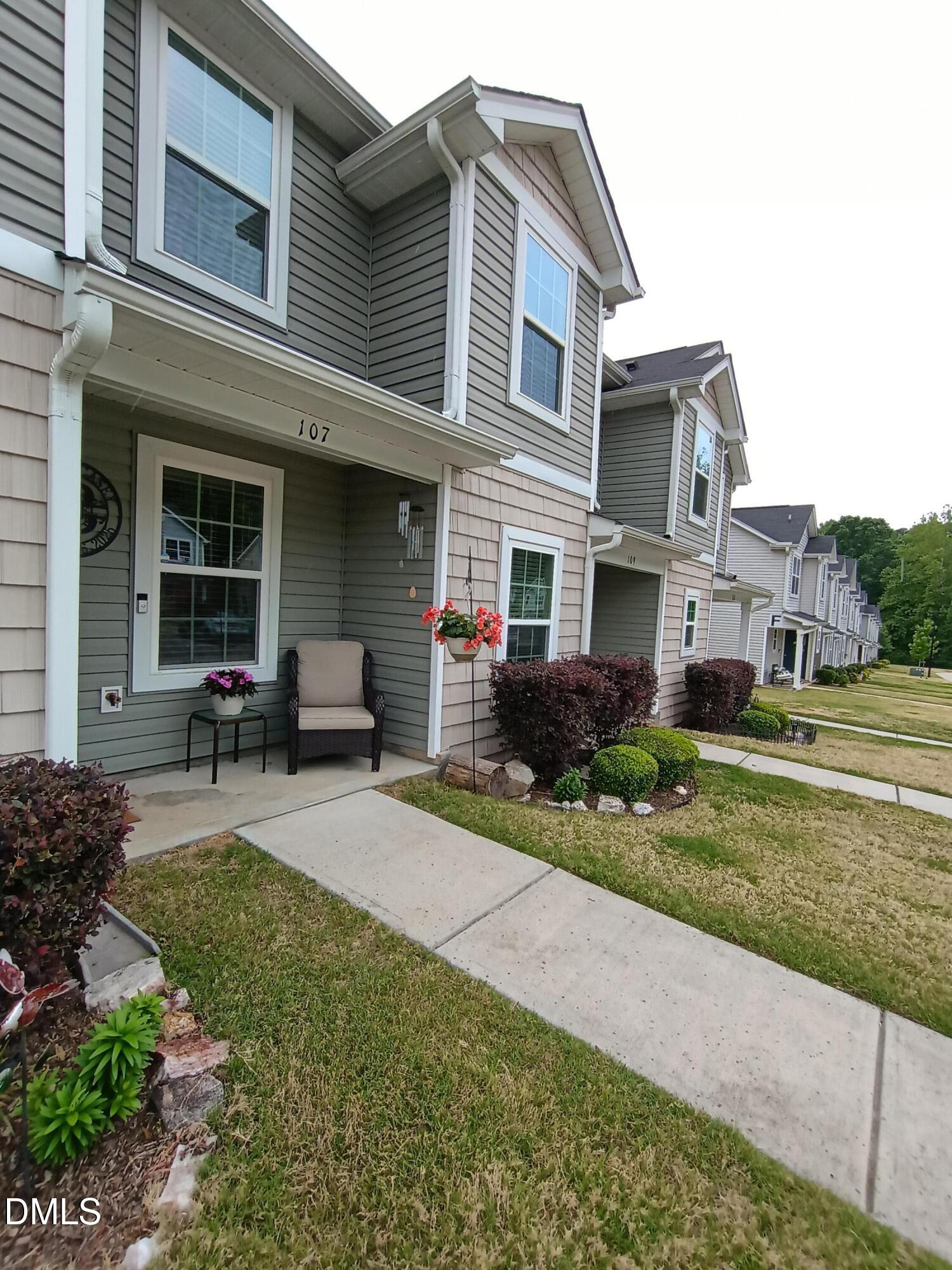918 Green Street E107