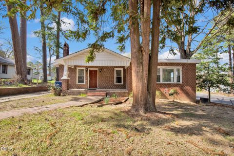 113 Austin Street Sanford NC 27330