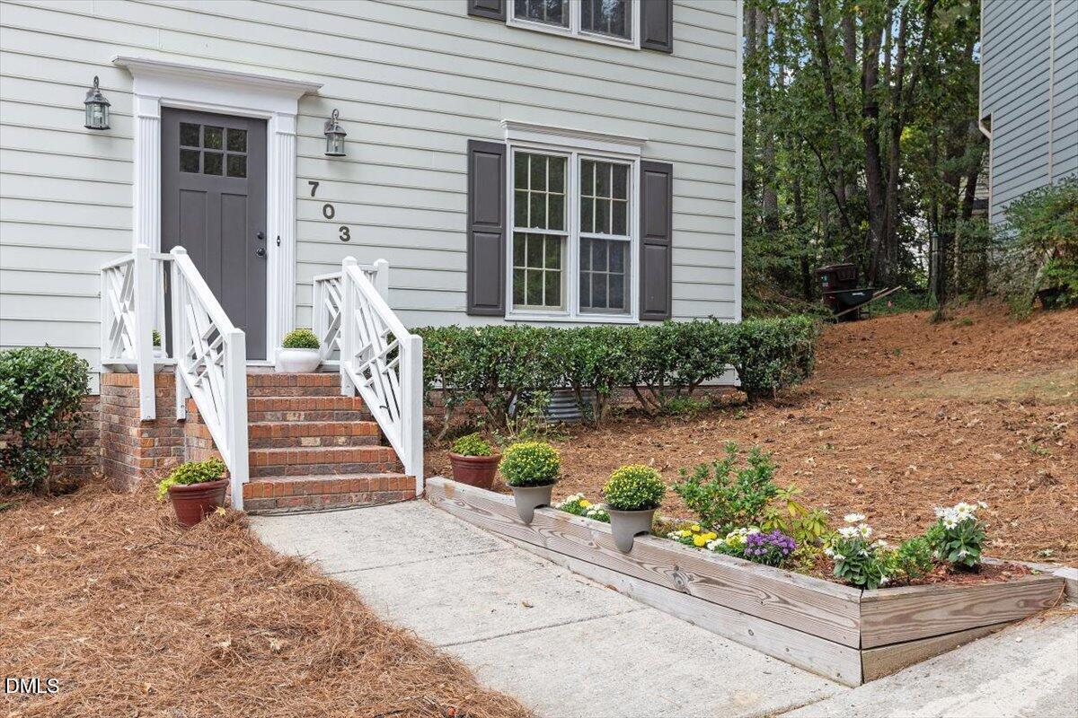703 Cross Timbers Drive