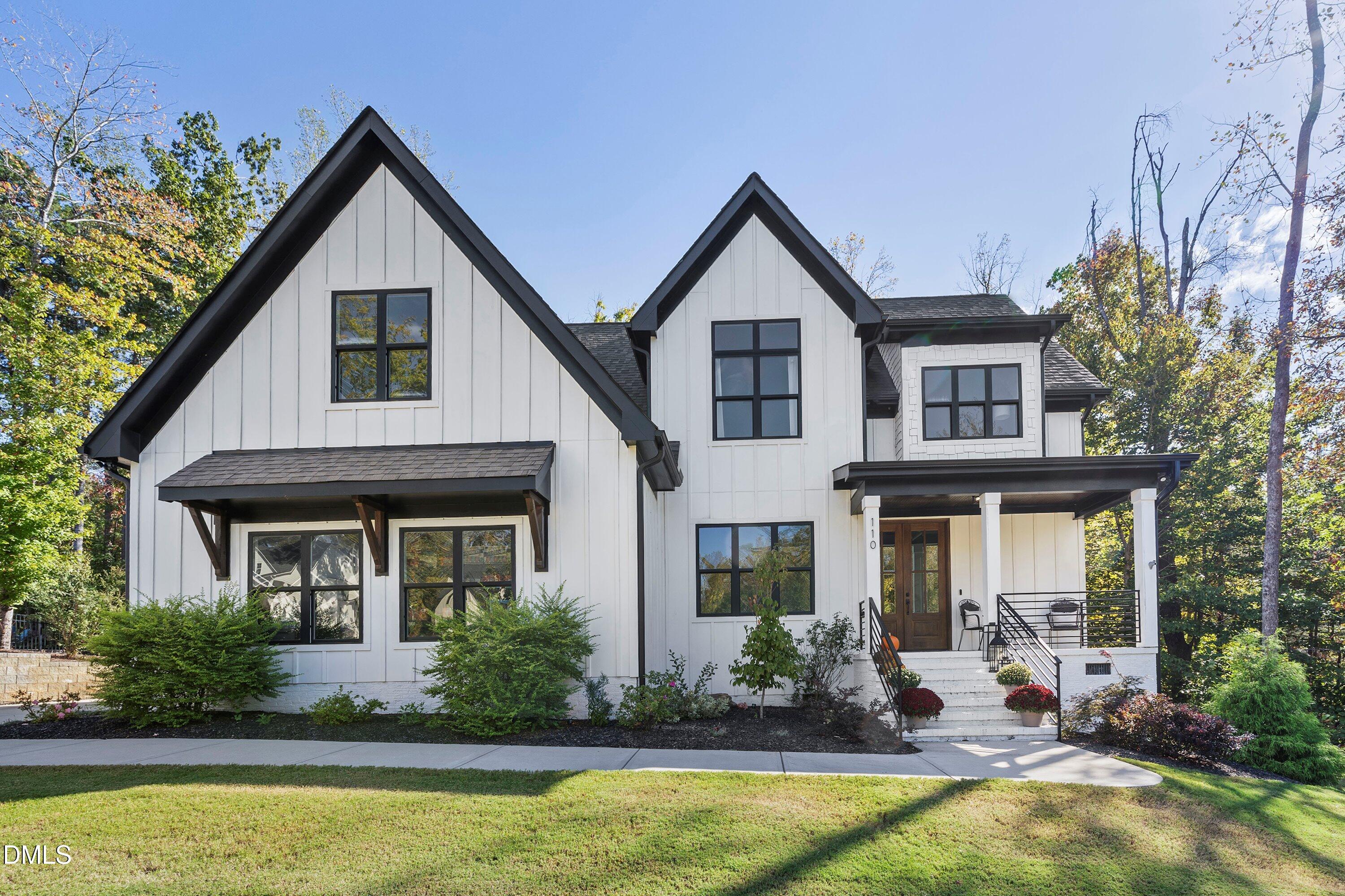 110 Black Swan Drive