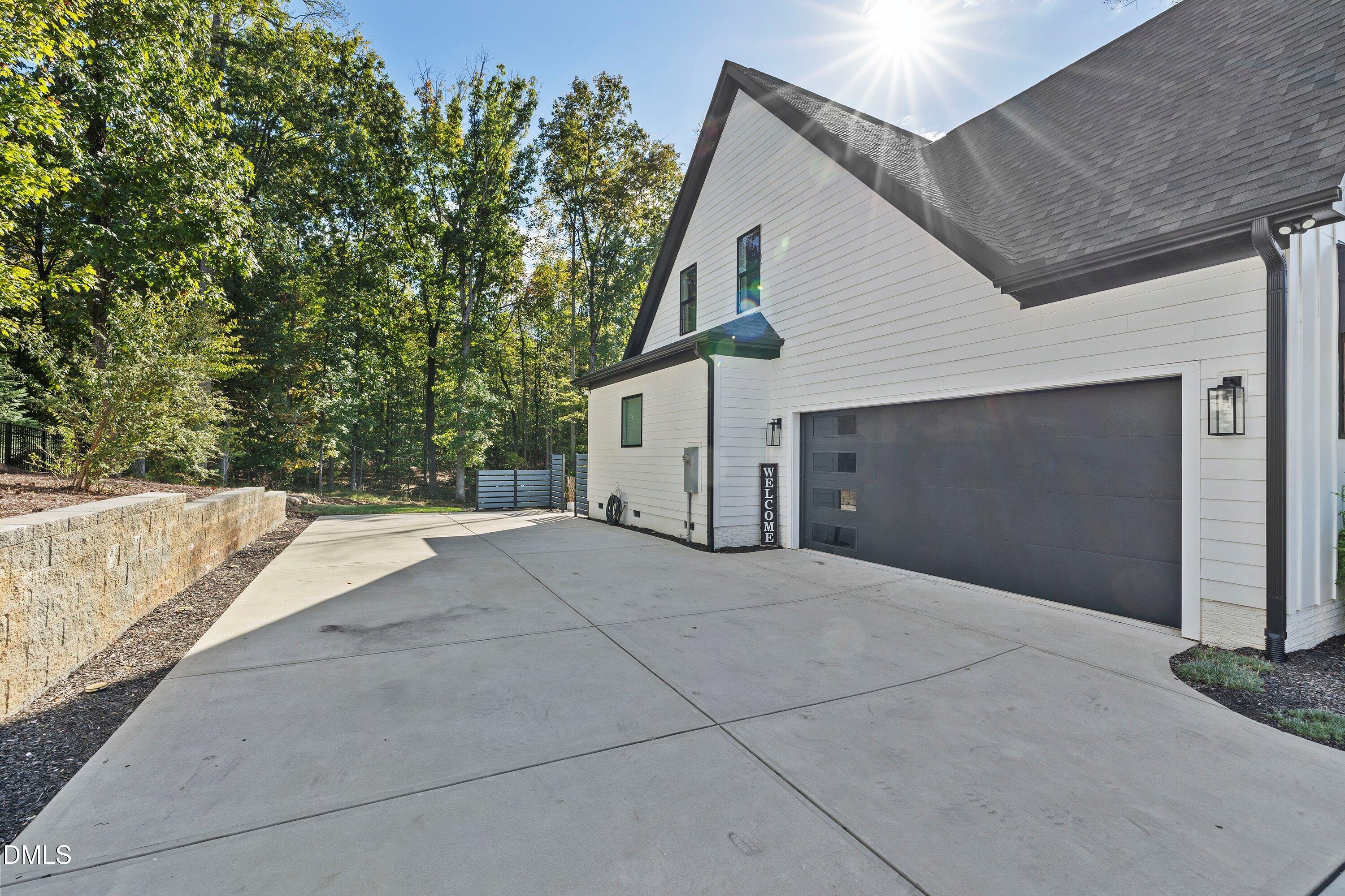 110 Black Swan Drive