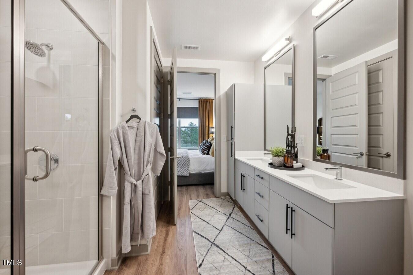 Chapel Hill, North Carolina 27517, United States, 2 Bedrooms Bedrooms, ,2 BathroomsBathrooms,Residential,Active,49730