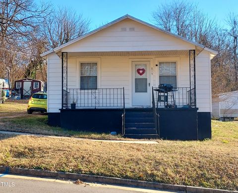 819 Moore Street Reidsville NC 27320