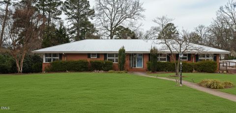 320 Crescent Drive Clayton NC 27520