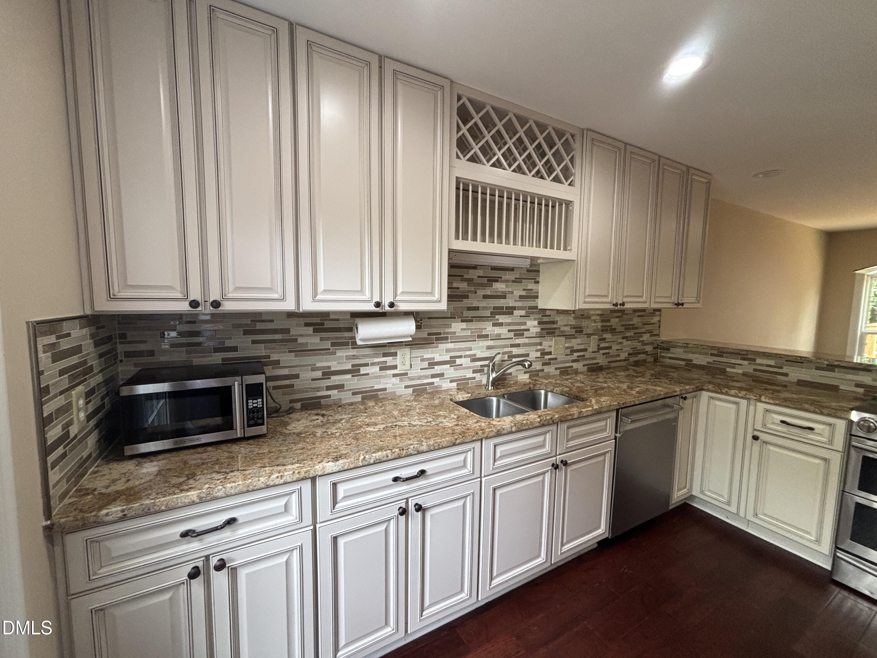 2716 Rue Sans Famille