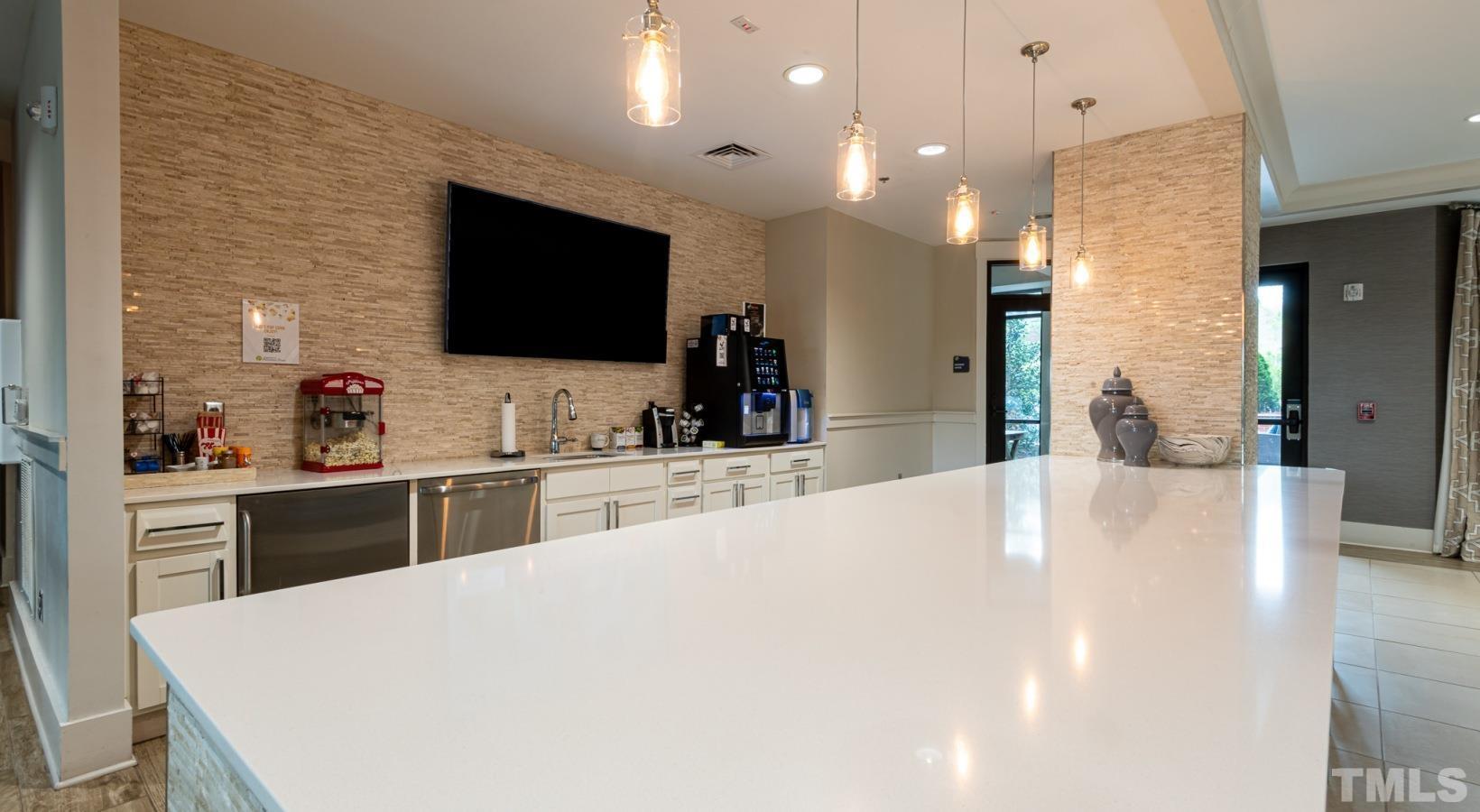 Durham, North Carolina 27707, United States, 1 Bedroom Bedrooms, ,1 BathroomBathrooms,Residential,Active,43187