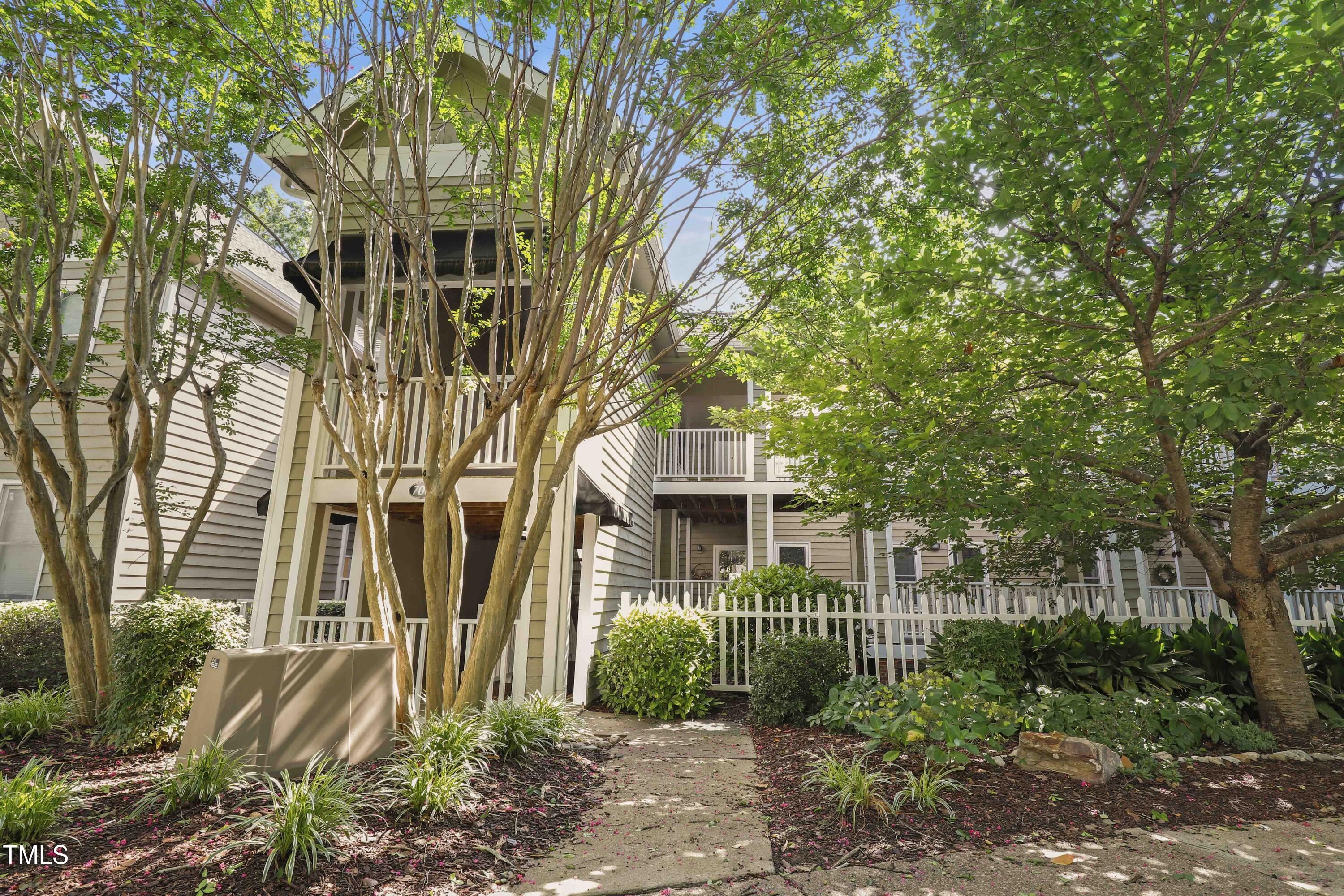 720 Springfork Drive