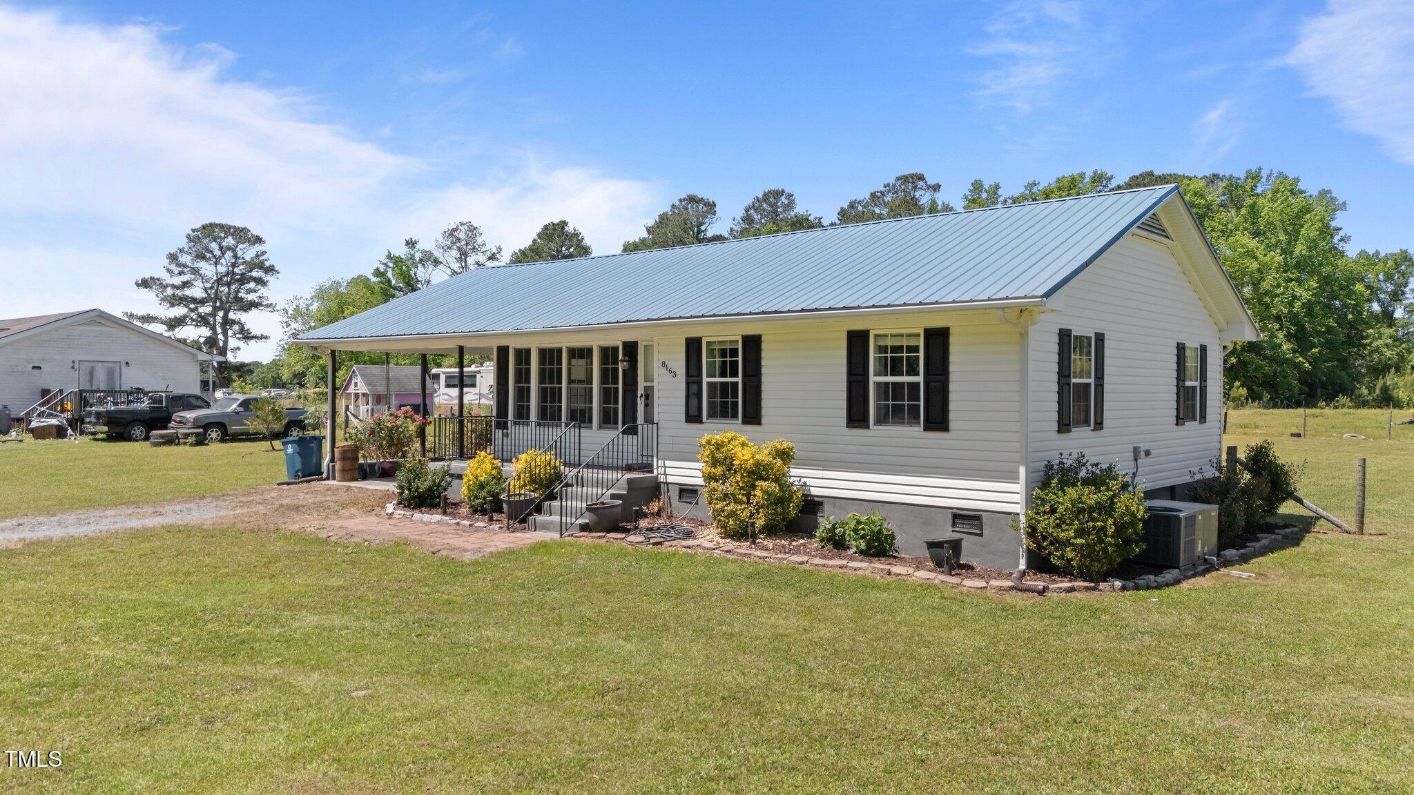 8163 Julian Road