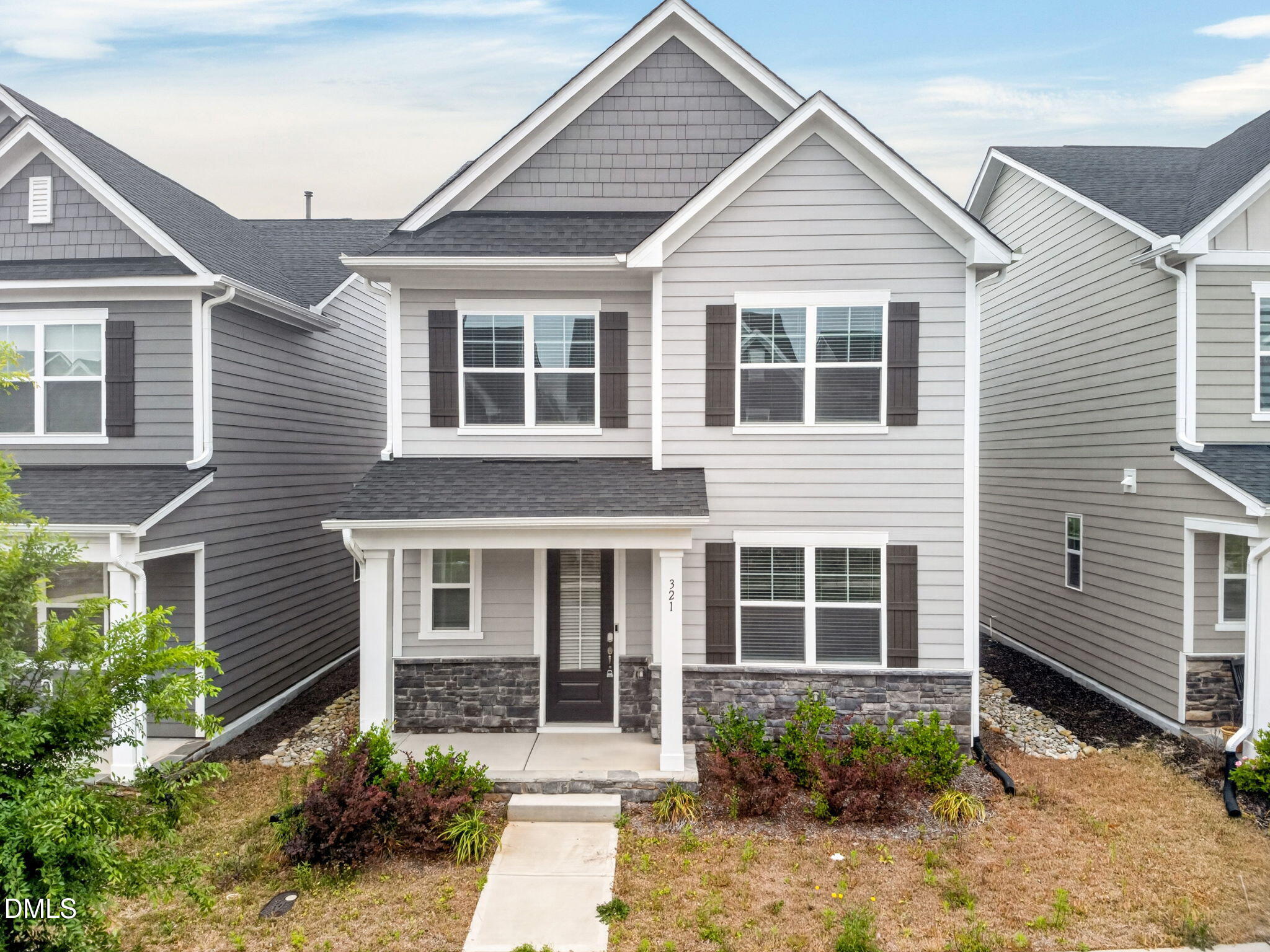 321 Natsam Woods Way