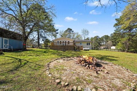 301 Lane Of Sir Kay Garner NC 27529