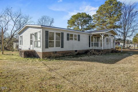 A home in Dunn