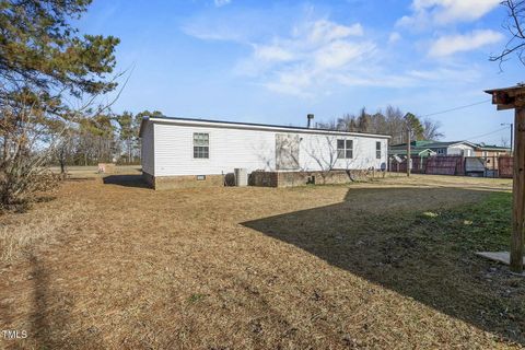 A home in Dunn