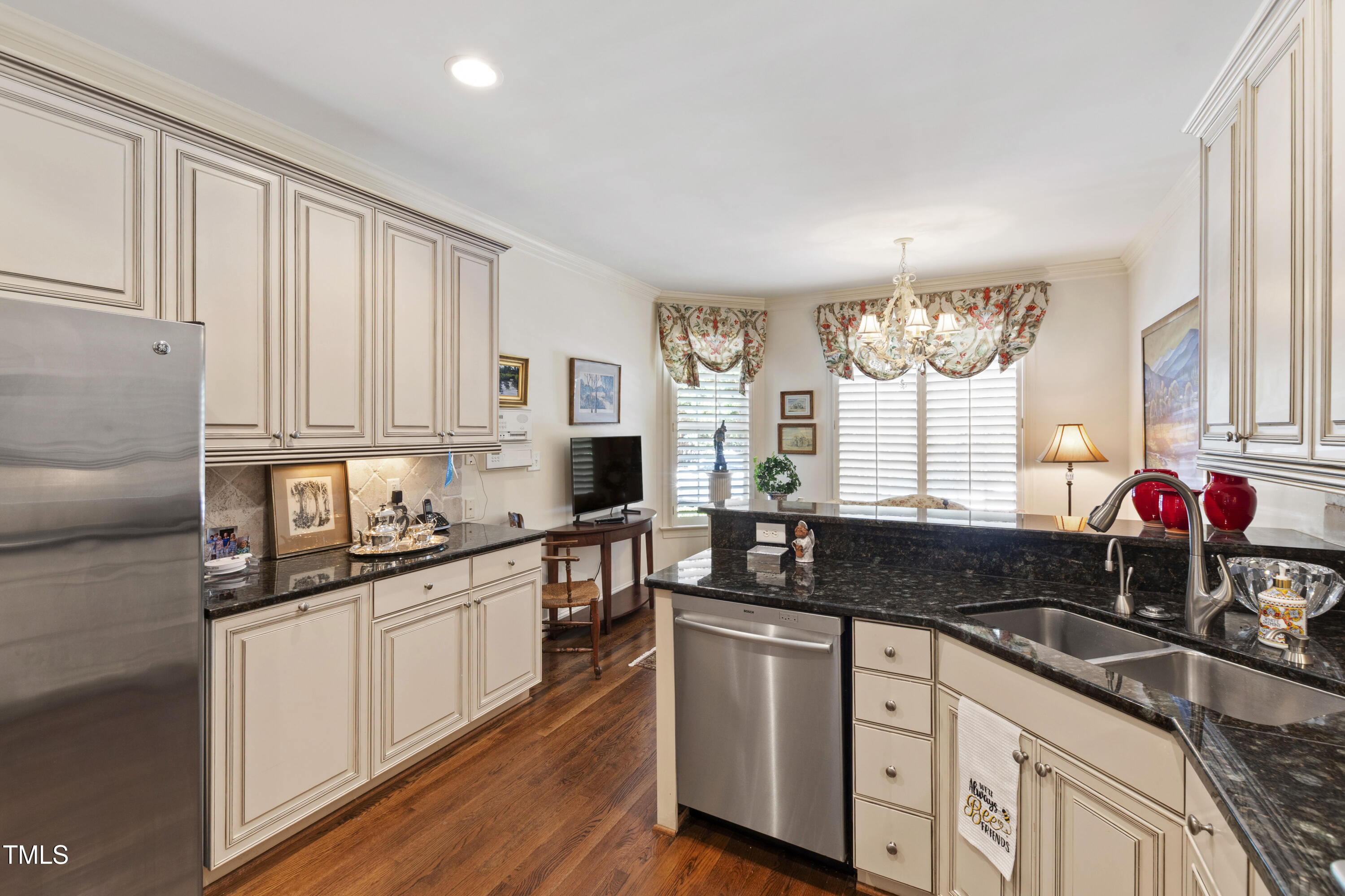 8102 St Chapelle Court