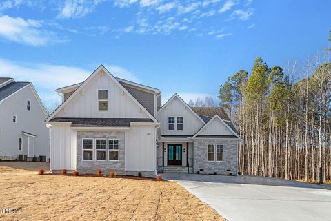 A home in Holly Springs