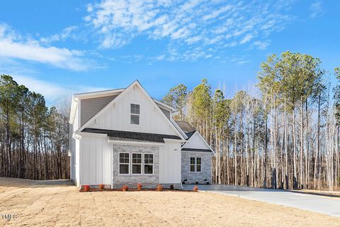 A home in Holly Springs