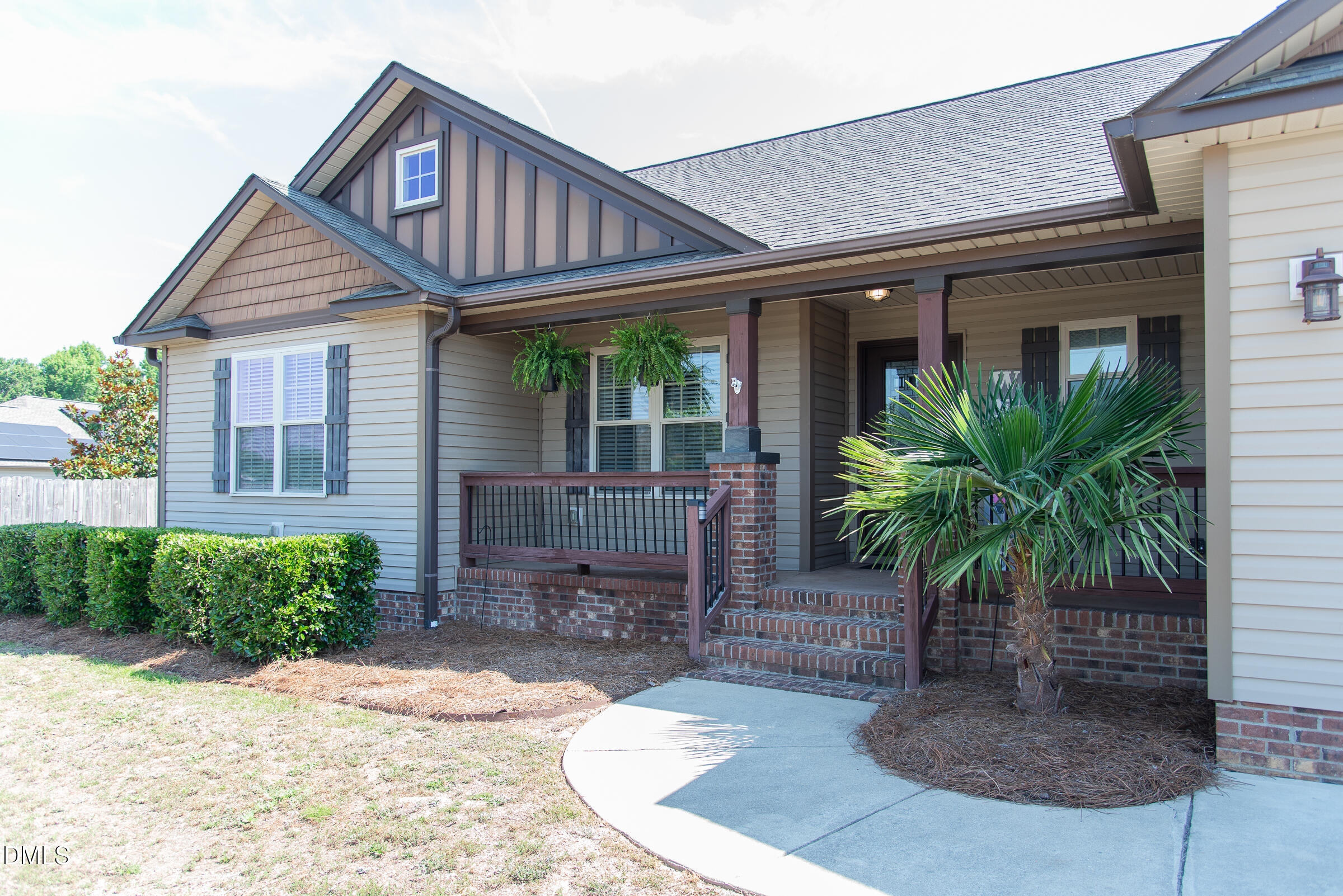 127 Woodglen Drive