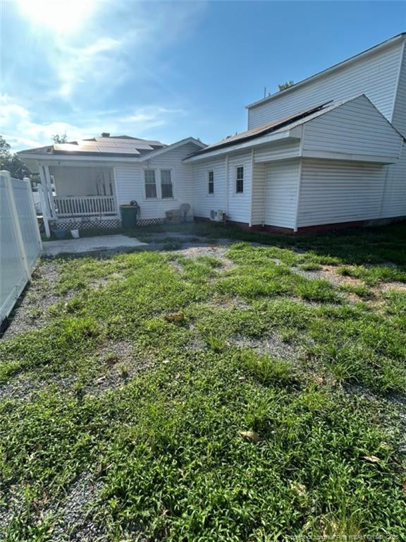305 E 11th Street
