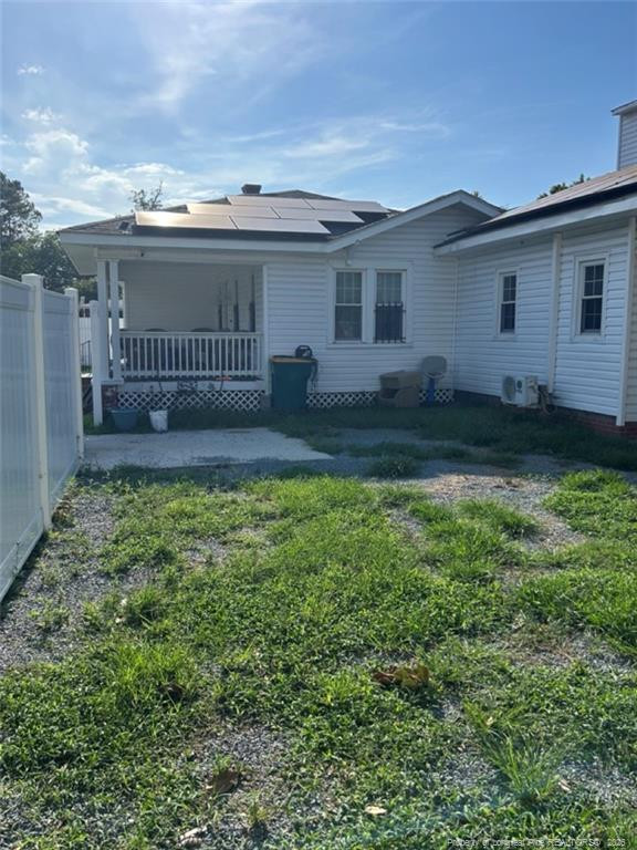 305 E 11th Street