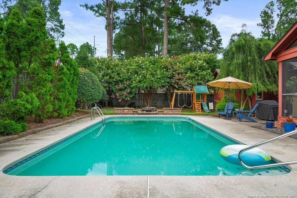 420 Oakgrove Drive