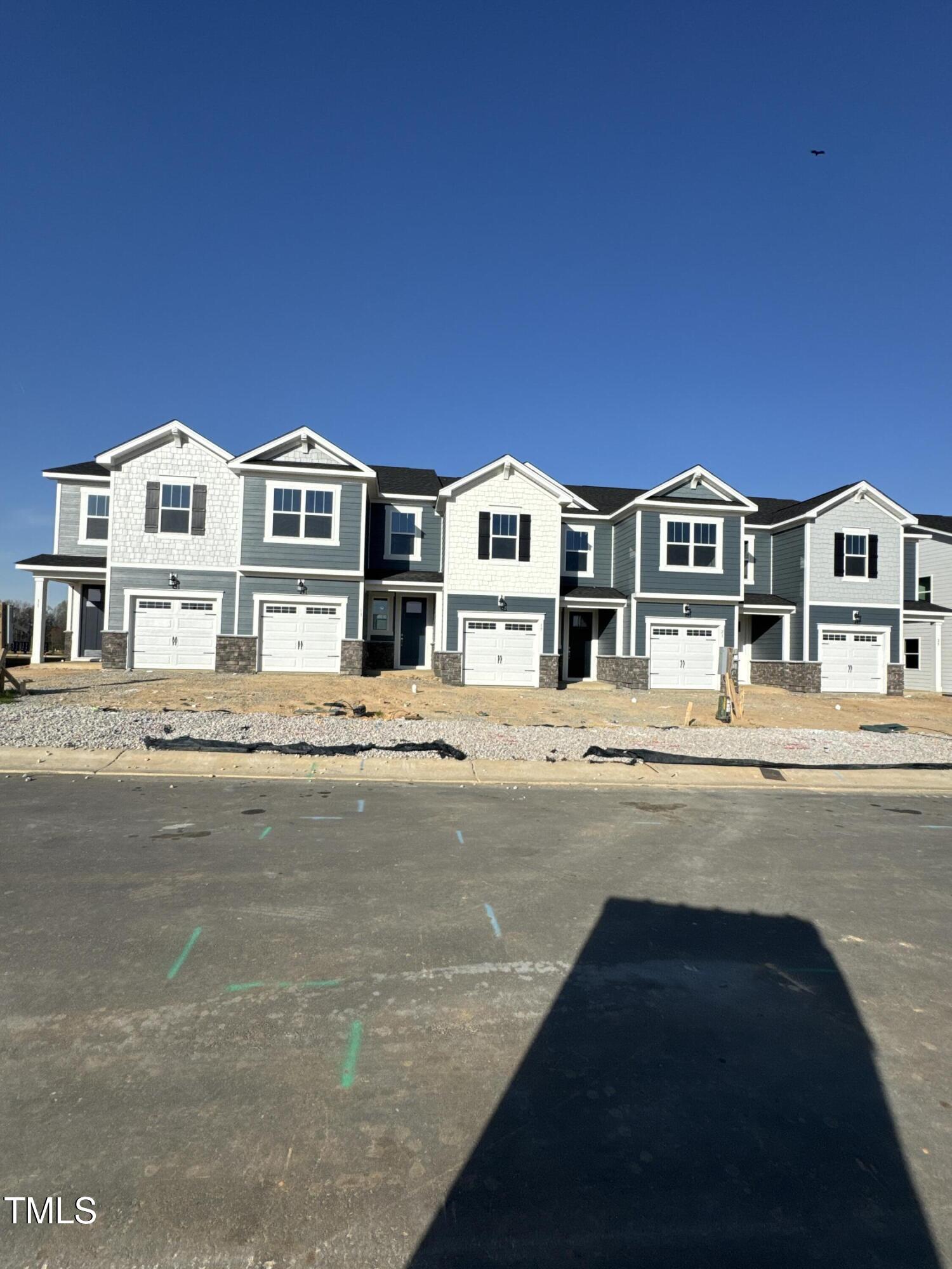 13 Silver Pne Drive