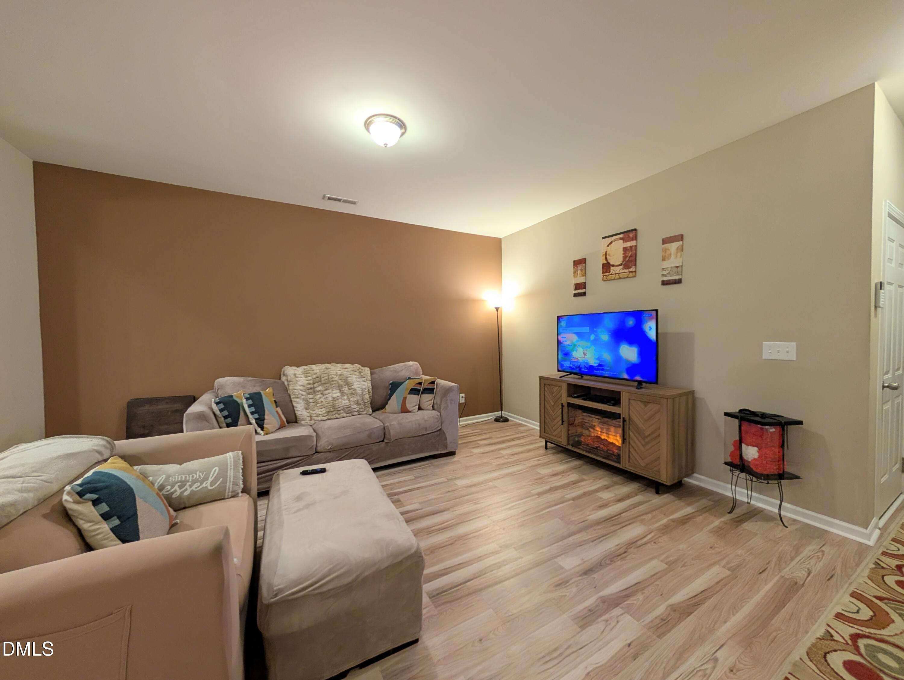 2809 Benevolence Drive