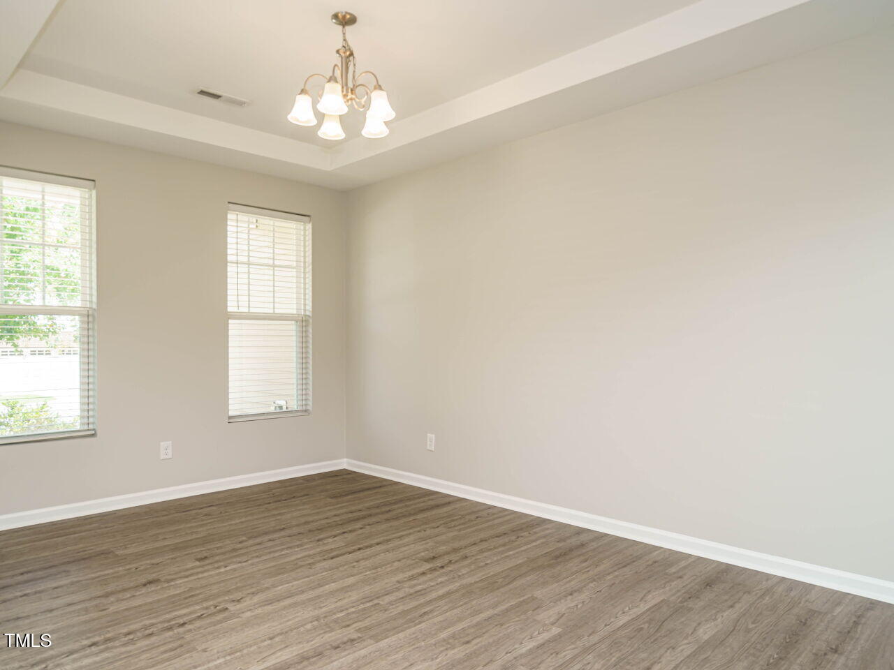 31 W Copenhaver Drive