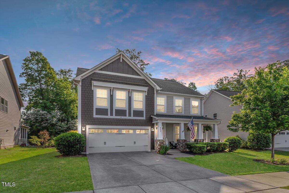 846 Lake Artesia Lane