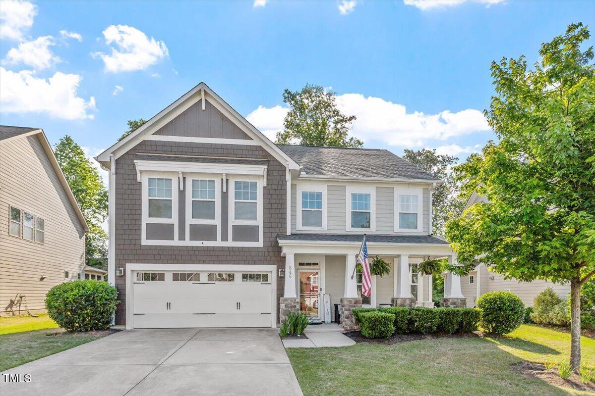 846 Lake Artesia Lane
