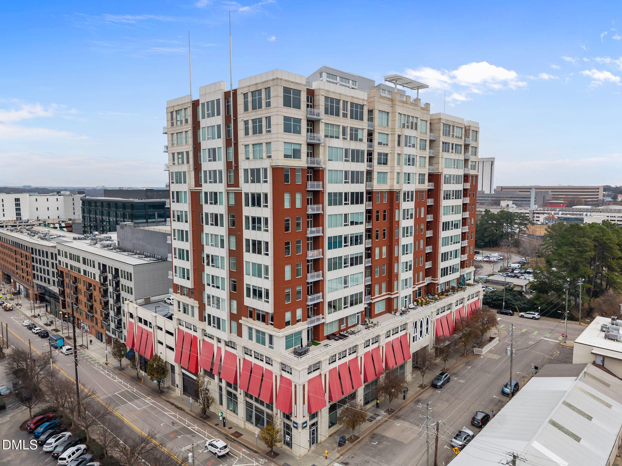 400 W North Street 814